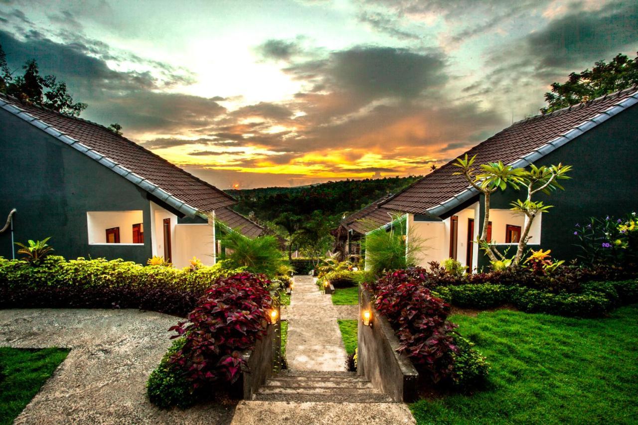 Singgahan Bungalow By Ecommerceloka Toyapakeh Экстерьер фото