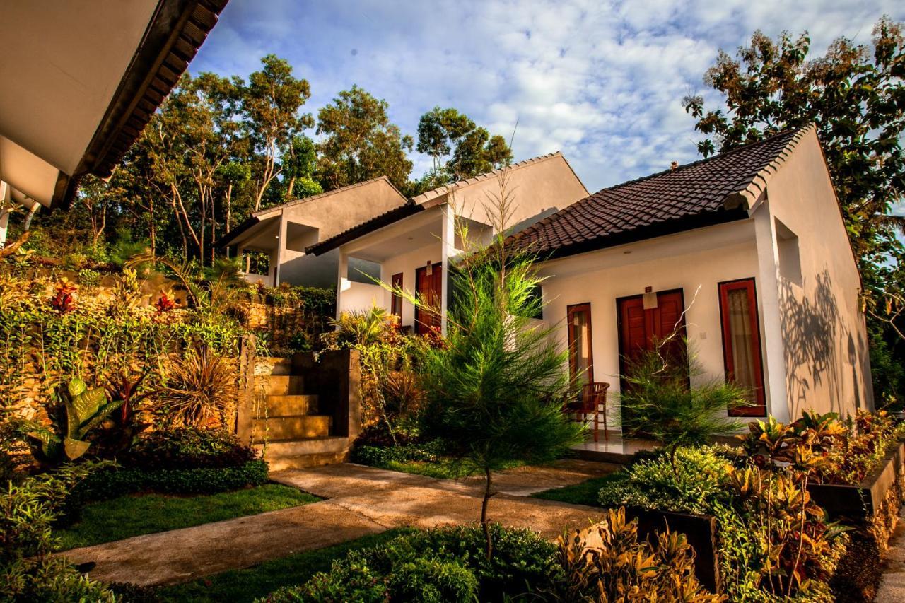 Singgahan Bungalow By Ecommerceloka Toyapakeh Экстерьер фото